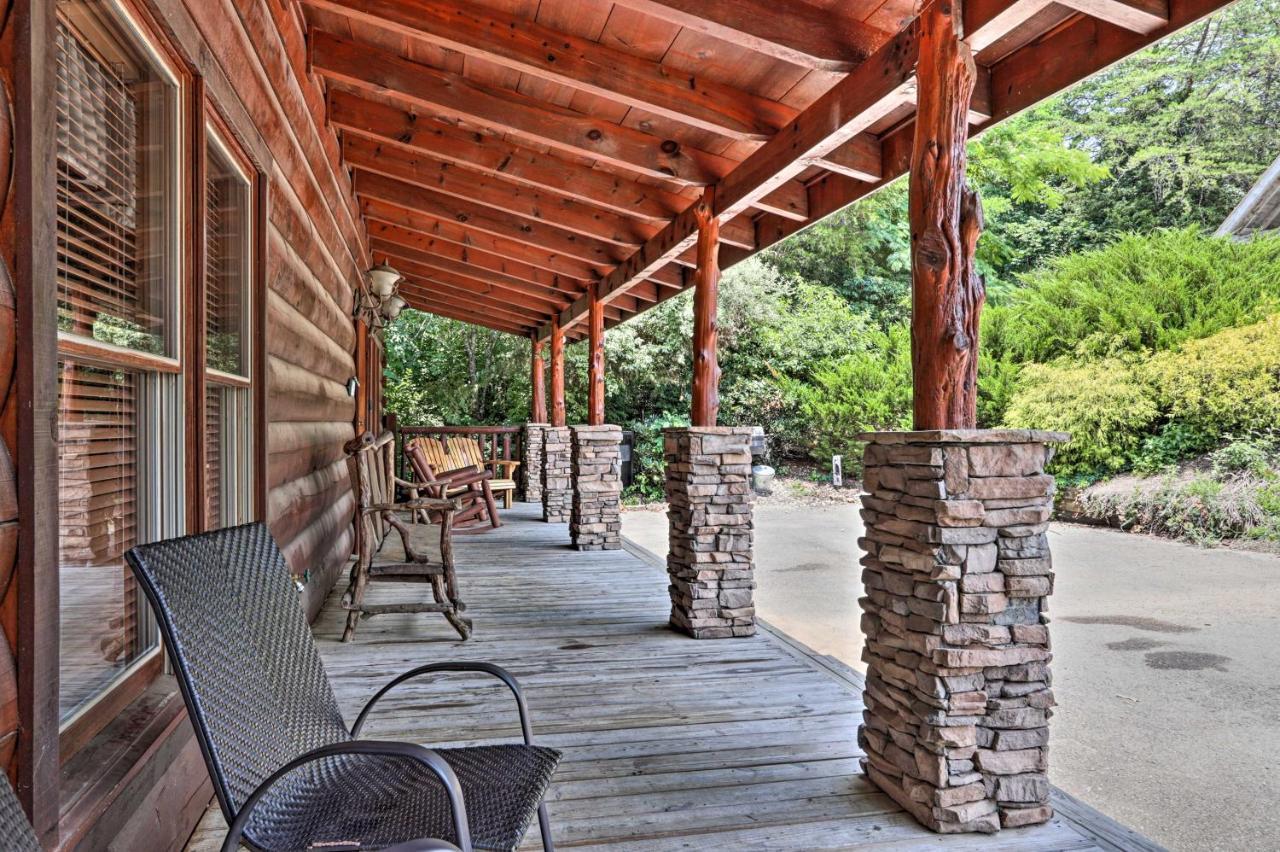 Pigeon Forge Getaway With Covered Patio And Hot Tub! Exterior photo