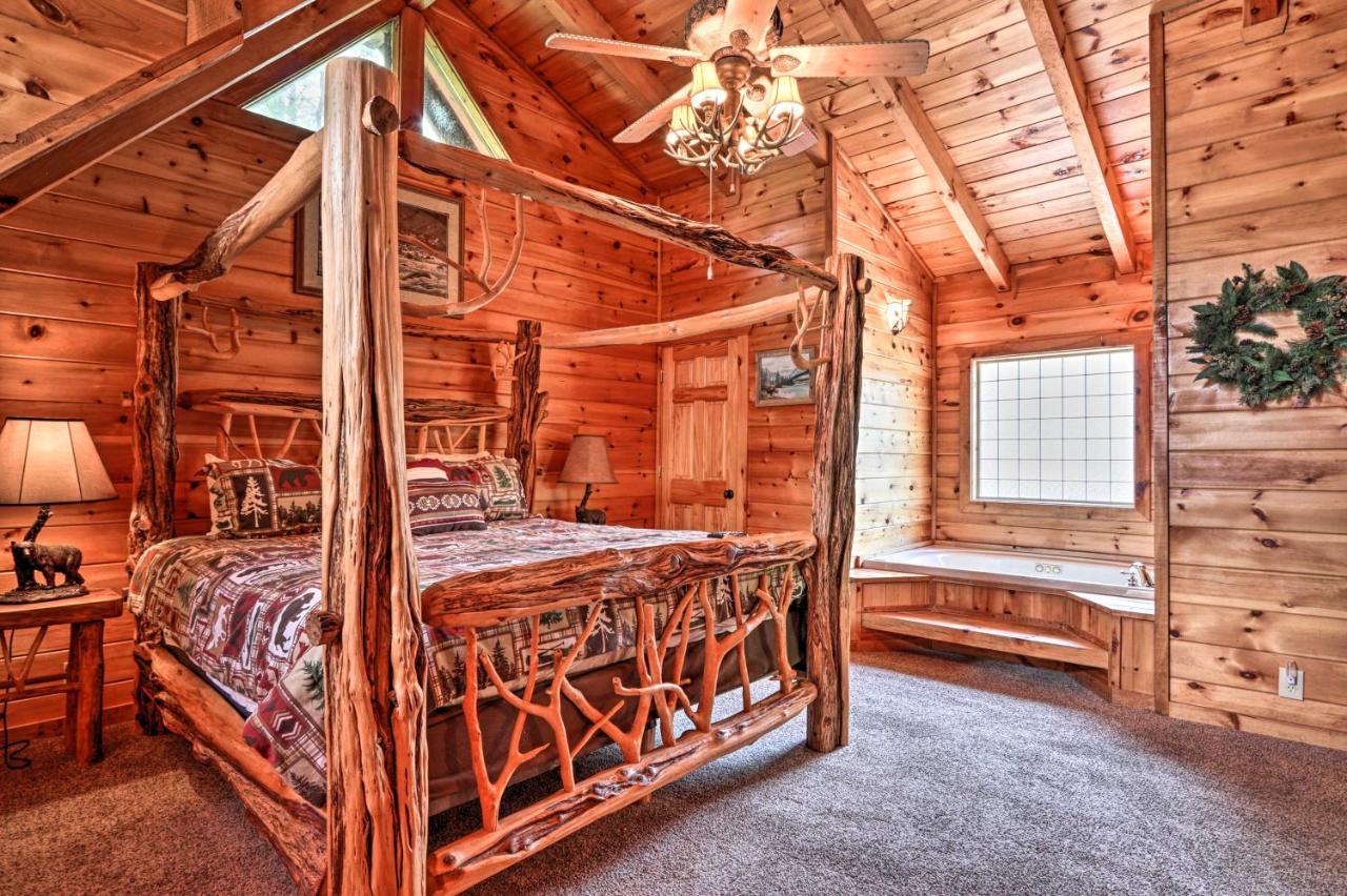 Pigeon Forge Getaway With Covered Patio And Hot Tub! Exterior photo